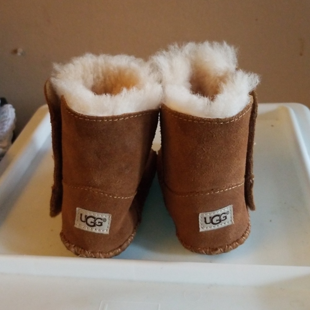 ugg boots like new condition